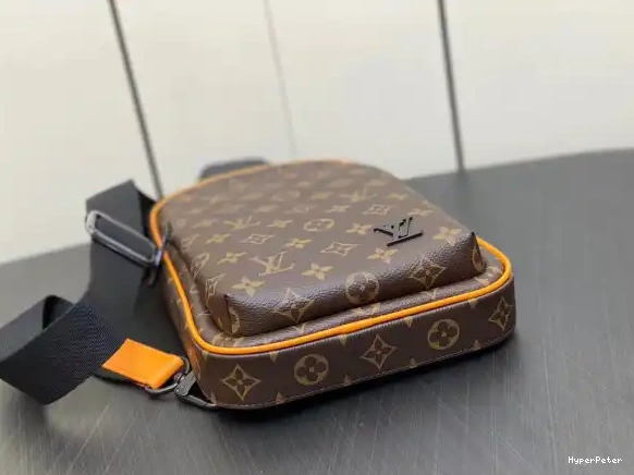 VUITTON AVENUE SLINGBAG LOUIS 0606